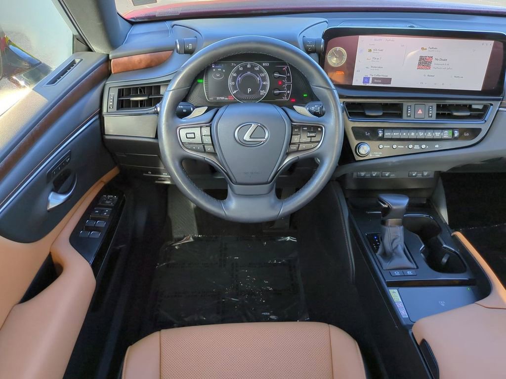Used 2023 Lexus ES 300h w/ Premium Package image 15