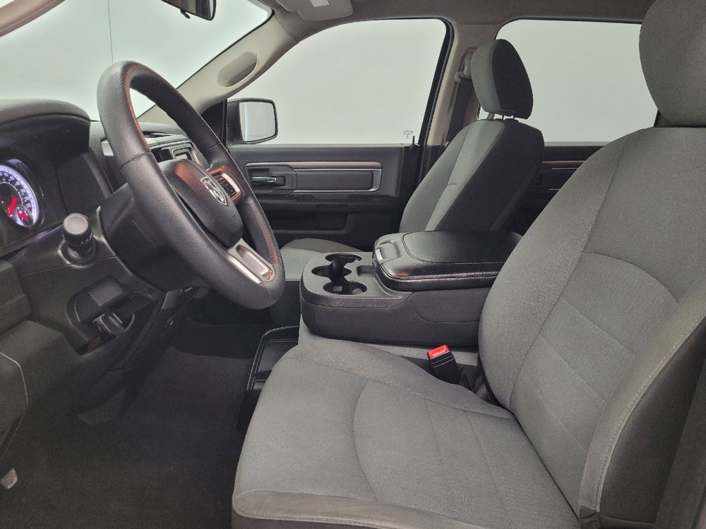 Used 2022 RAM 1500 Classic SLT image 17