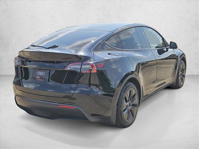 Used 2025 Tesla Model Y Long Range RWD image 5