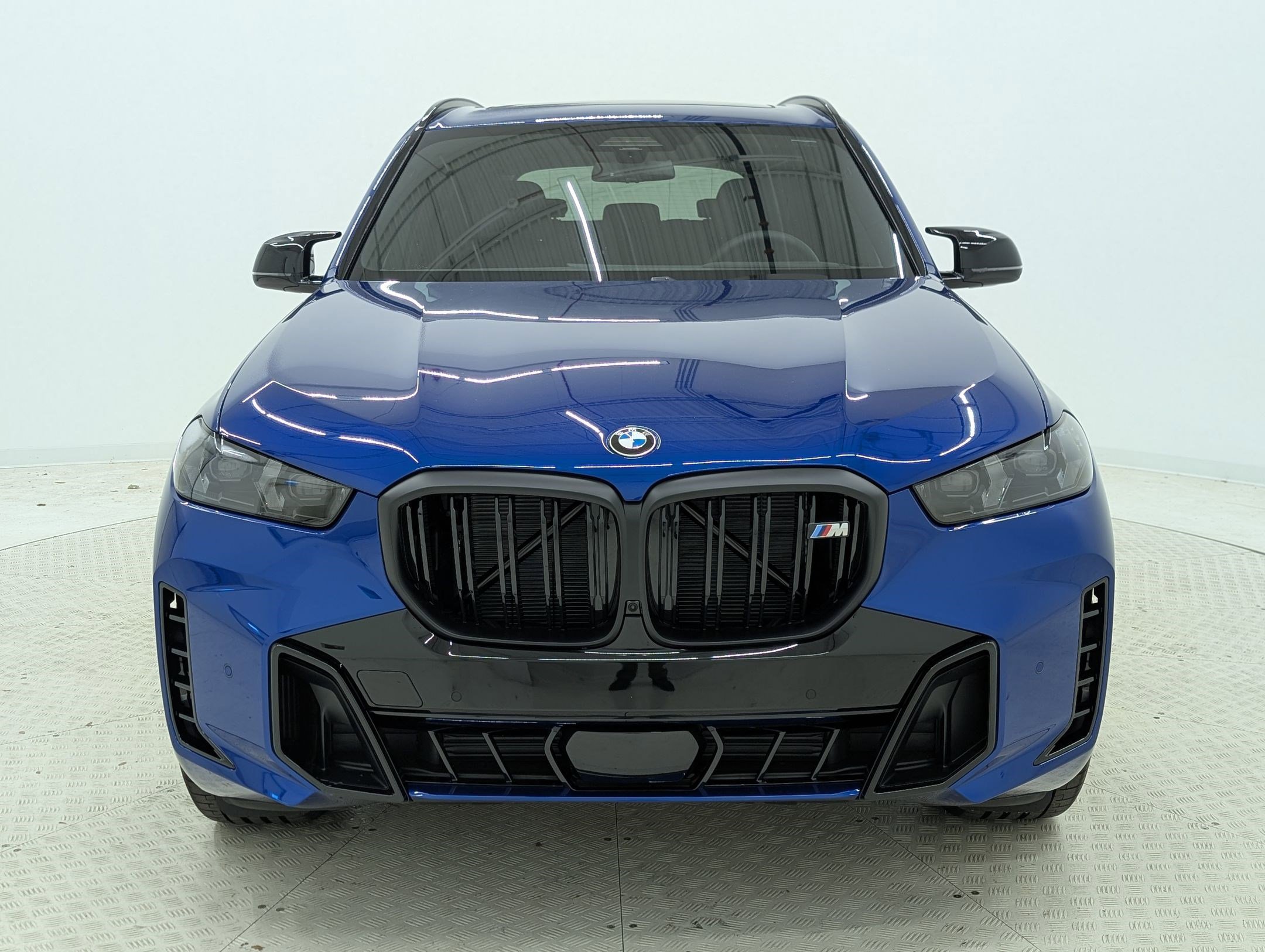 New 2026 BMW X5 M60i w/ Executive Package image 6