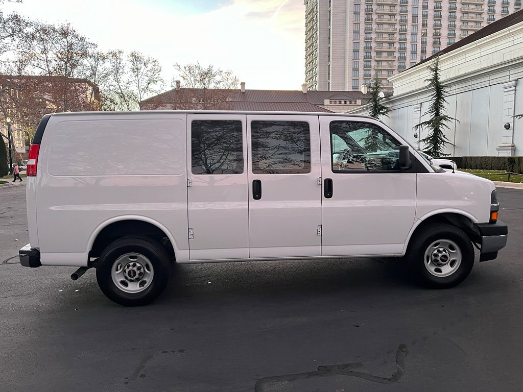 Used 2024 Chevrolet Express 2500 w/ Driver Convenience Package image 6