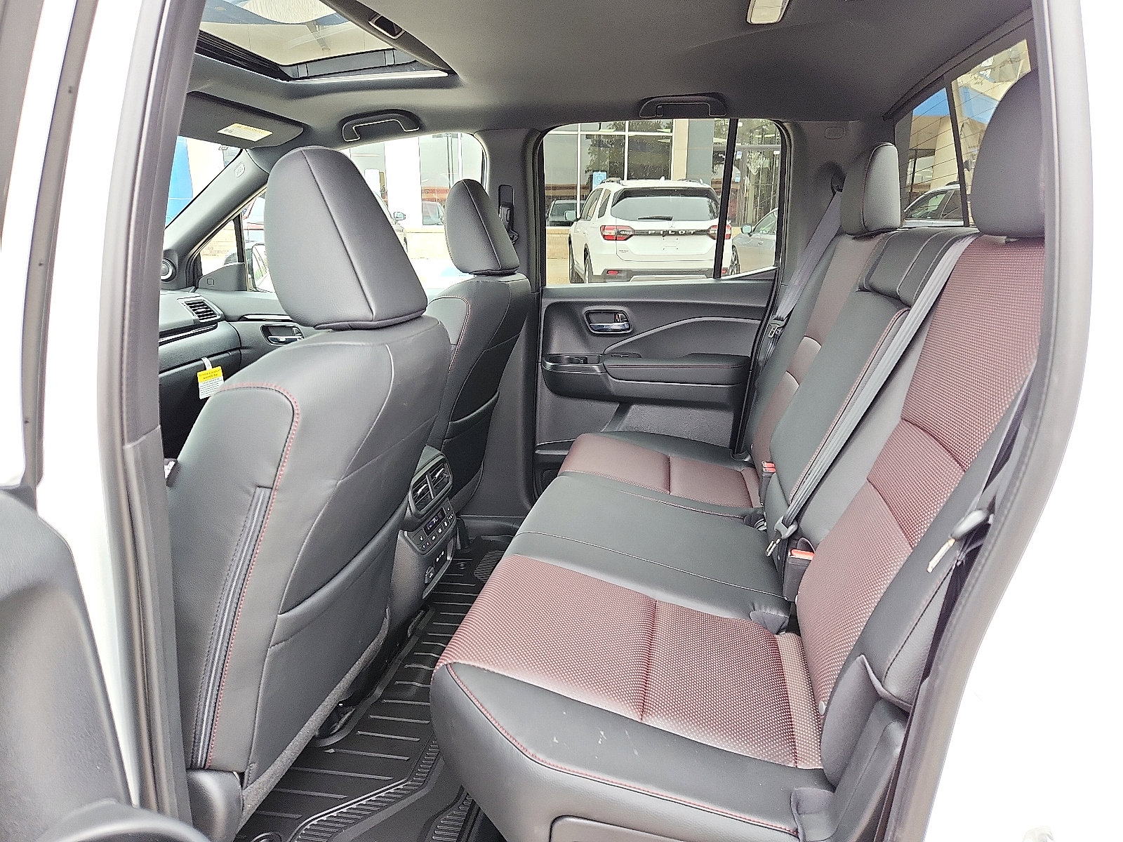 New 2026 Honda Ridgeline Black Edition image 7
