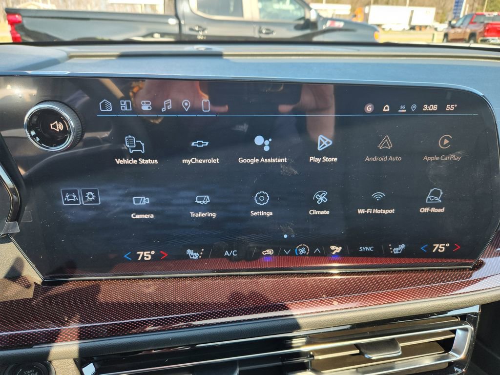 New 2026 Chevrolet Traverse Z71 w/ Driver Confidence Package image 19