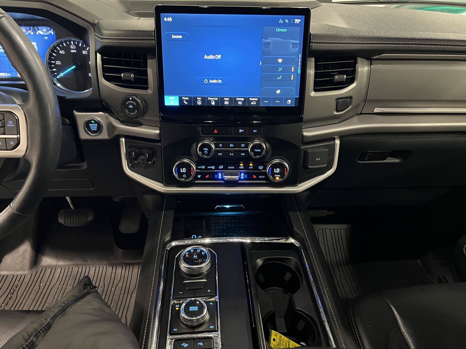 Used 2023 Ford Expedition XLT AWD/4WD image 16