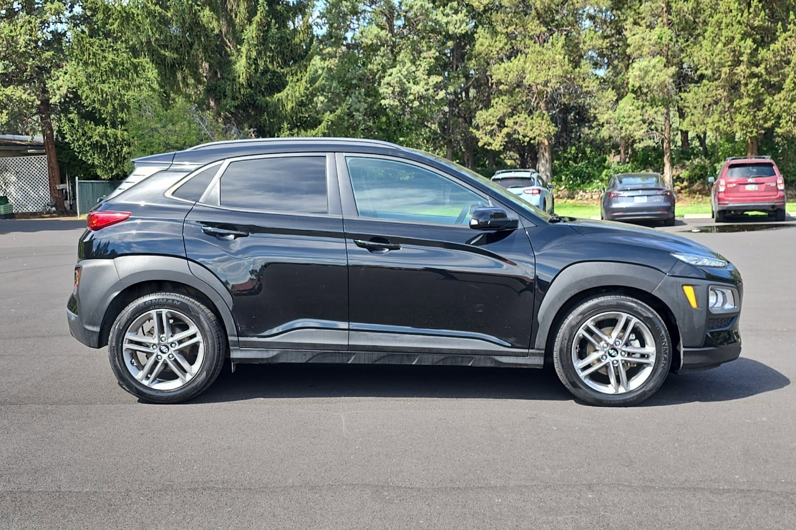 Used 2018 Hyundai Kona SEL w/ SEL Tech Package 02 image 3