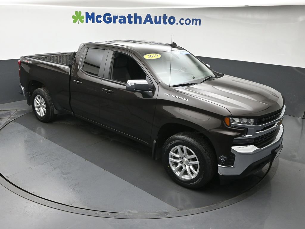 Used 2019 Chevrolet Silverado 1500 LT w/ All-Star Edition AWD/4WD image 3
