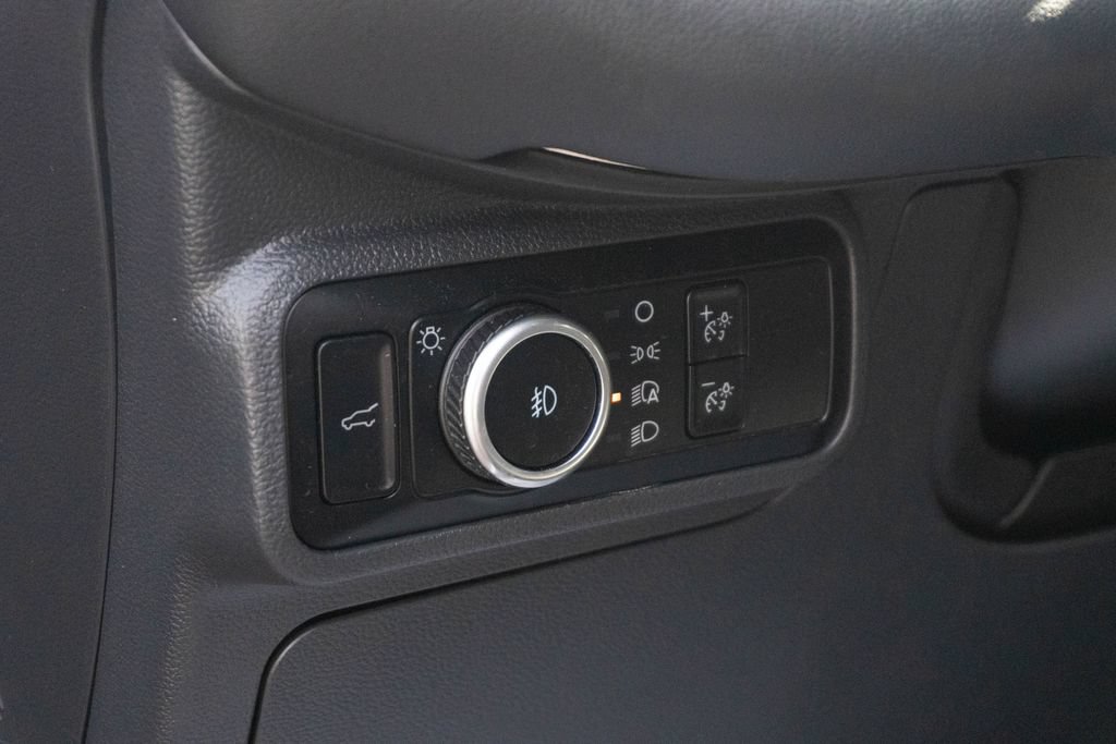 Used 2025 Ford Explorer ST-Line w/ Premium Package RWD image 19