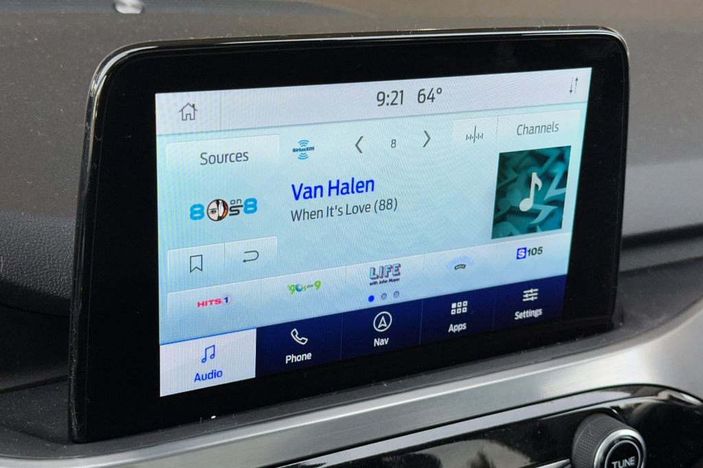 Used 2021 Ford Escape Titanium image 15