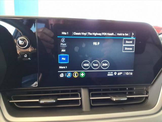 New 2026 Chevrolet Trax LS w/ LS Convenience Package image 24