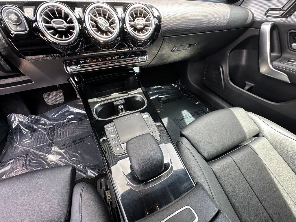 Used 2021 Mercedes-Benz A 220 image 31