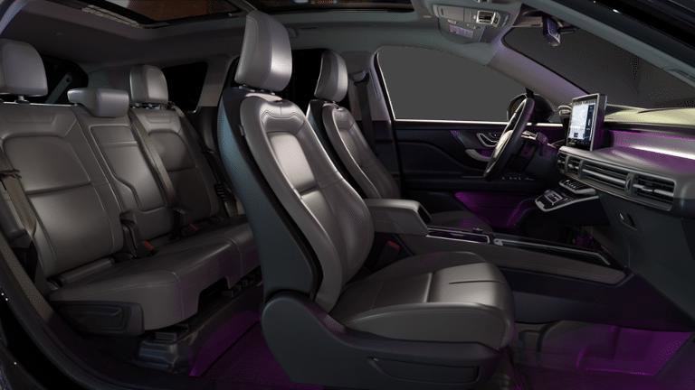 New 2025 Lincoln Corsair Premiere w/ Equipment Group 101A image 28