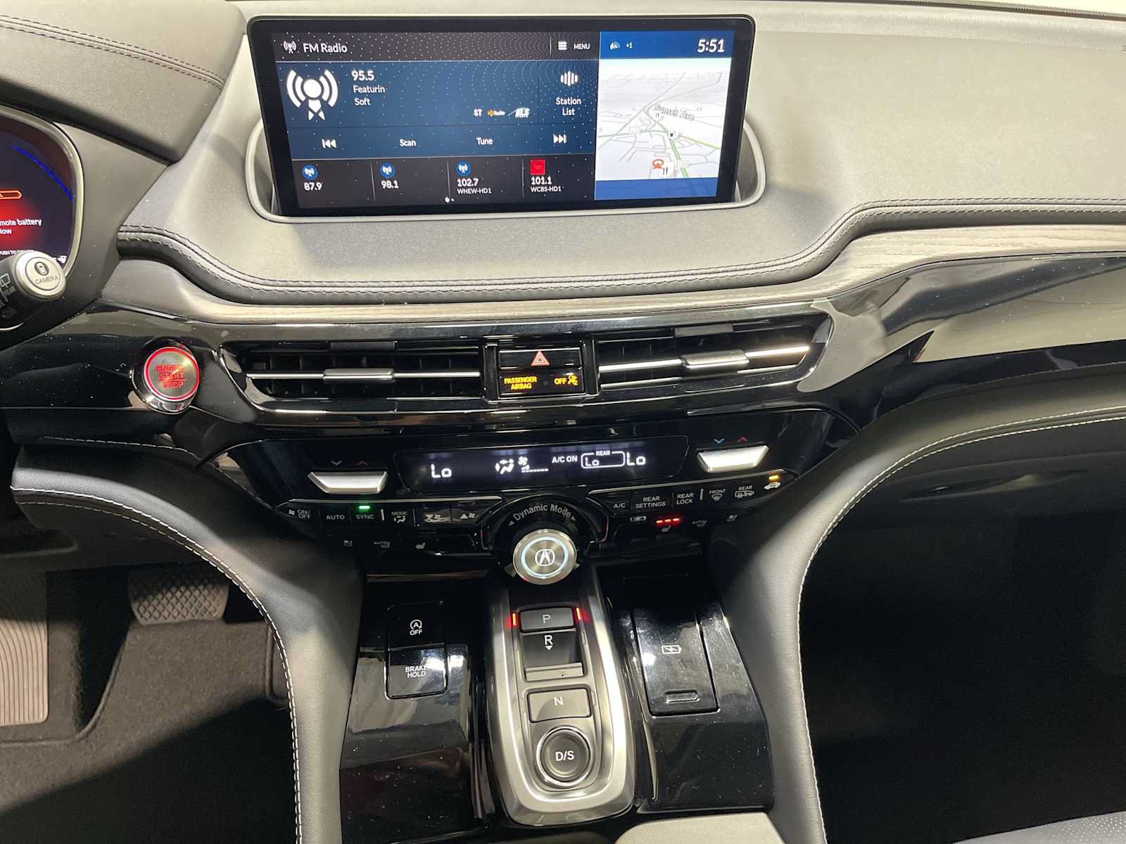 Certified 2024 Acura MDX w/ Advance Package AWD/4WD image 16