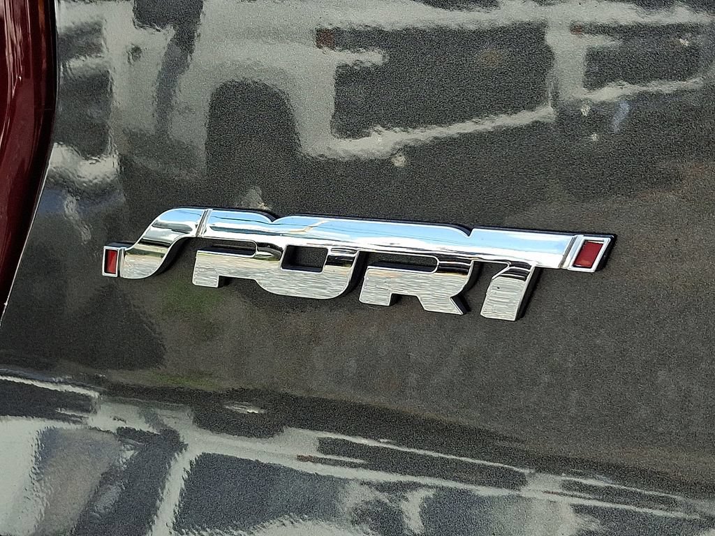 Used 2018 Ford Explorer Sport AWD/4WD image 24