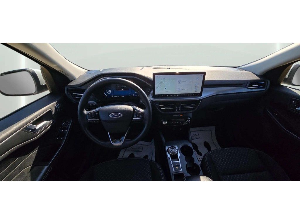 Used 2023 Ford Escape Active w/ Tech Pack #2 AWD/4WD image 3