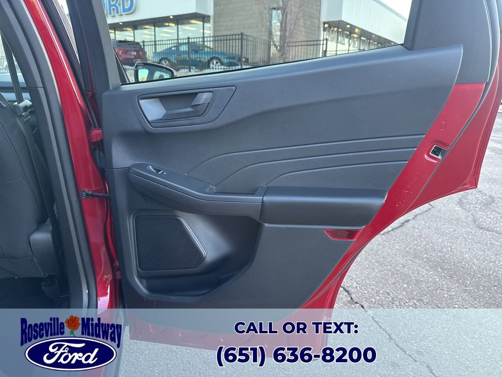 Used 2023 Ford Escape Active image 37