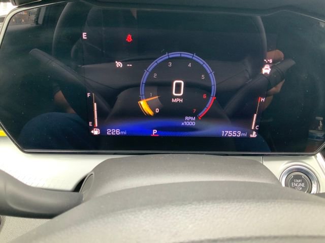 Used 2025 Chevrolet Trax LT FWD image 21