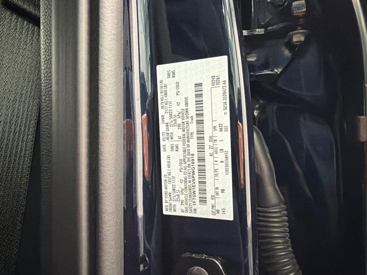 Used 2023 Ford F150 Lightning Platinum image 39