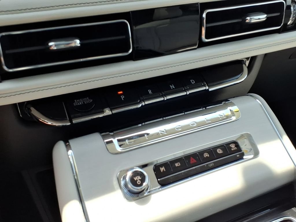 New 2026 Lincoln Aviator Reserve RWD image 25