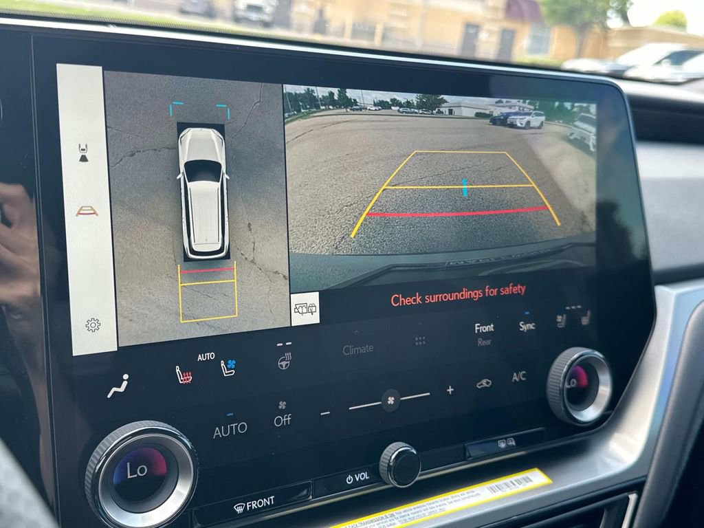 New 2025 Lexus TX 500h AWD image 24