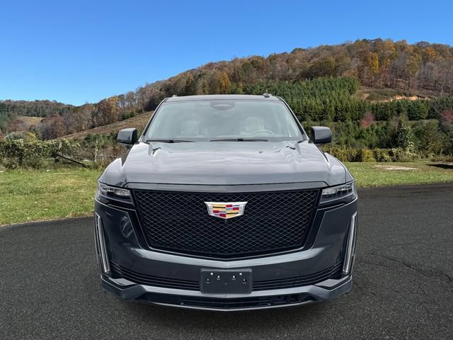 Used 2022 Cadillac Escalade Sport Platinum image 2