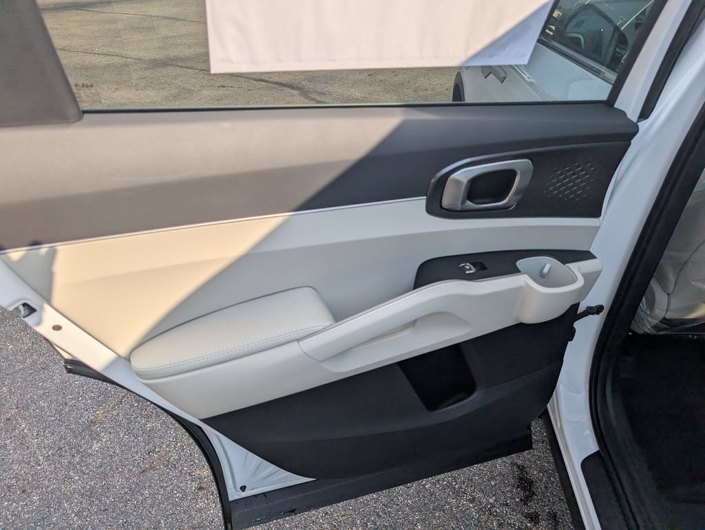 New 2026 Kia Sorento S AWD/4WD image 10