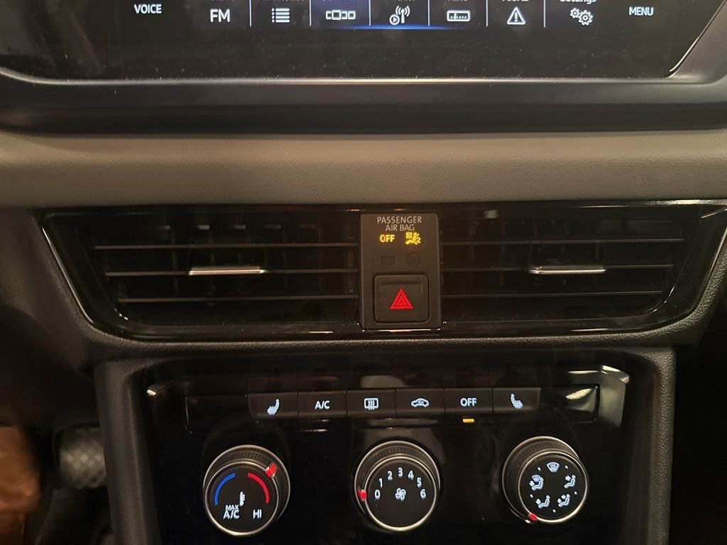 Used 2023 Volkswagen Taos SE image 25