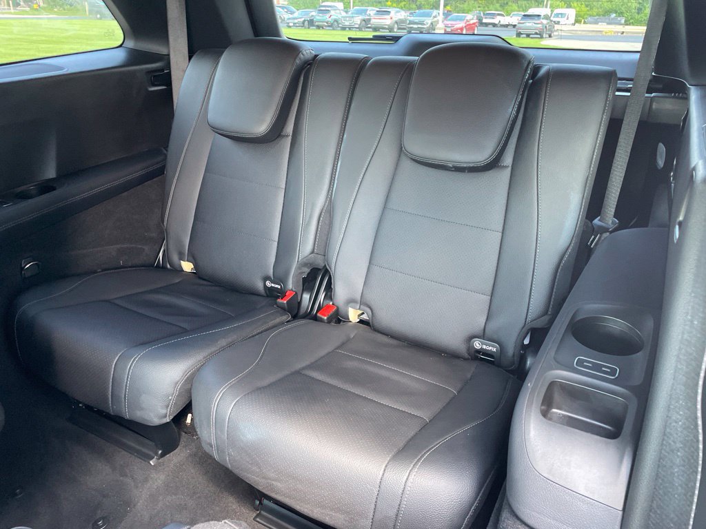 Used 2023 Mercedes-Benz GLS 450 4MATIC image 15