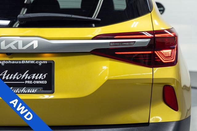 Used 2022 Kia Seltos S AWD/4WD image 8
