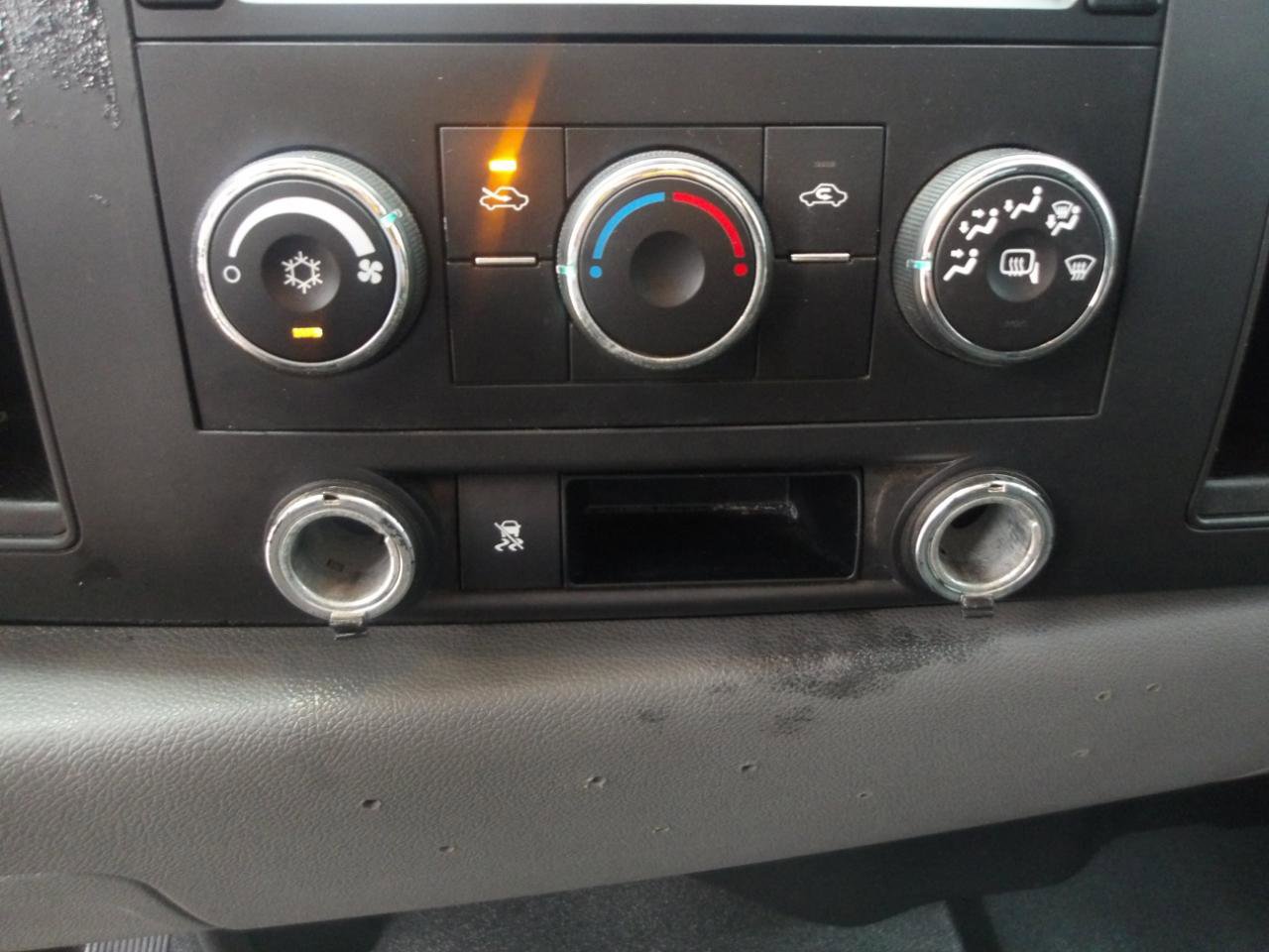 Used 2010 Chevrolet Silverado 1500 W/T RWD image 23