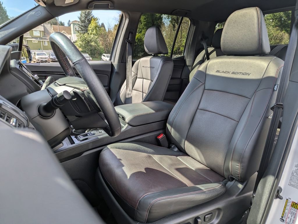 Used 2024 Honda Ridgeline Black Edition image 28