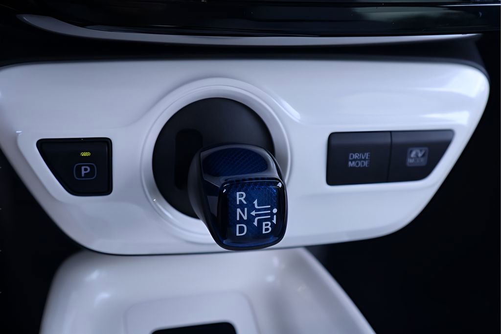 Certified 2016 Toyota Prius Four Touring image 23