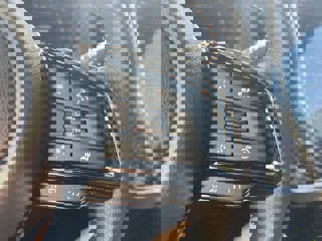 Certified 2025 Subaru Forester Sport image 30