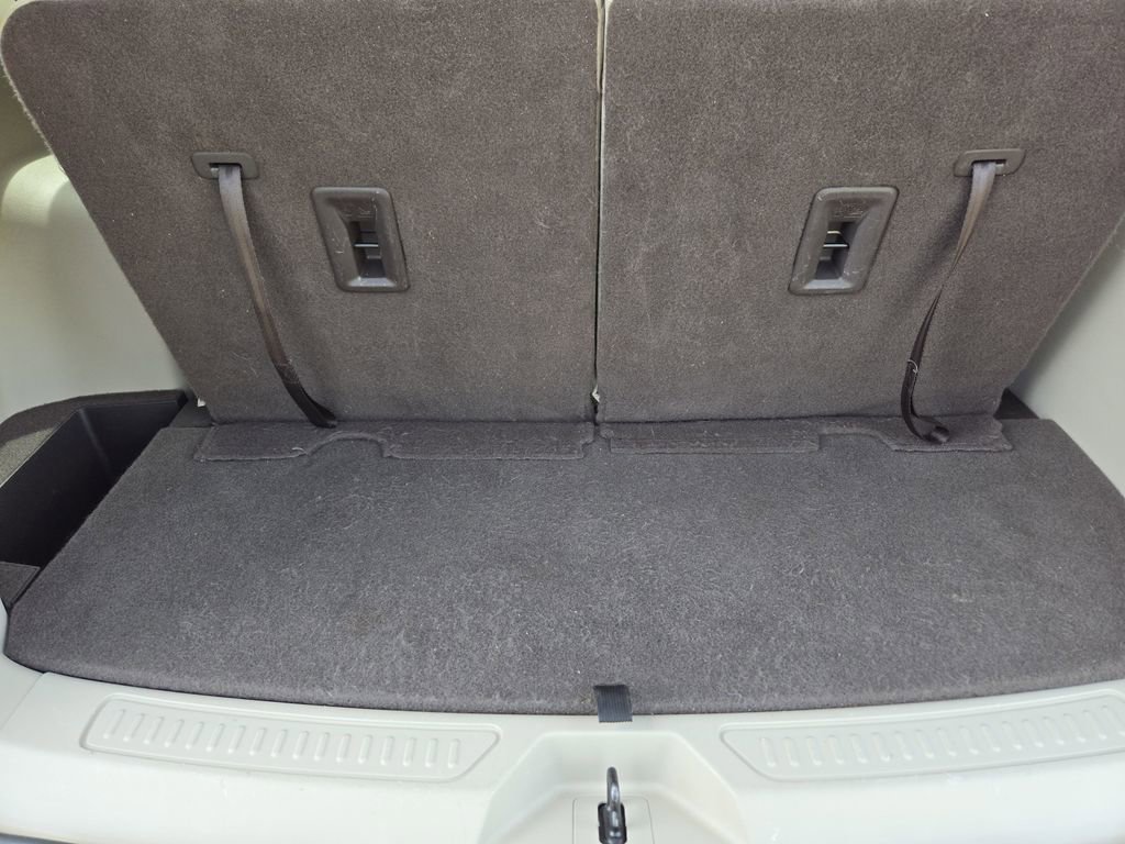 Used 2019 GMC Acadia Denali w/ Technology Package FWD image 32