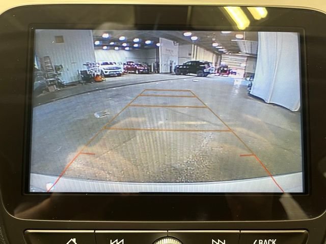 Used 2018 Chevrolet Malibu LT w/ Leather Package FWD image 23