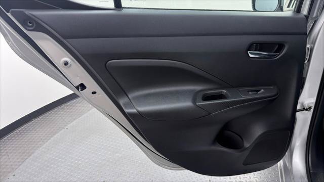 Used 2025 Nissan Versa SV FWD image 16