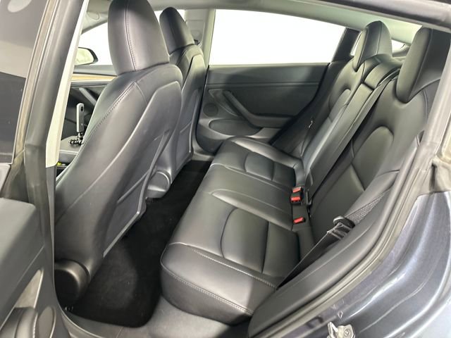 Used 2023 Tesla Model 3 Standard Range image 23