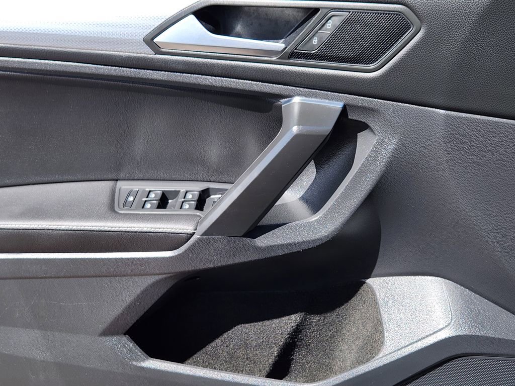 Used 2023 Volkswagen Tiguan S AWD/4WD image 14