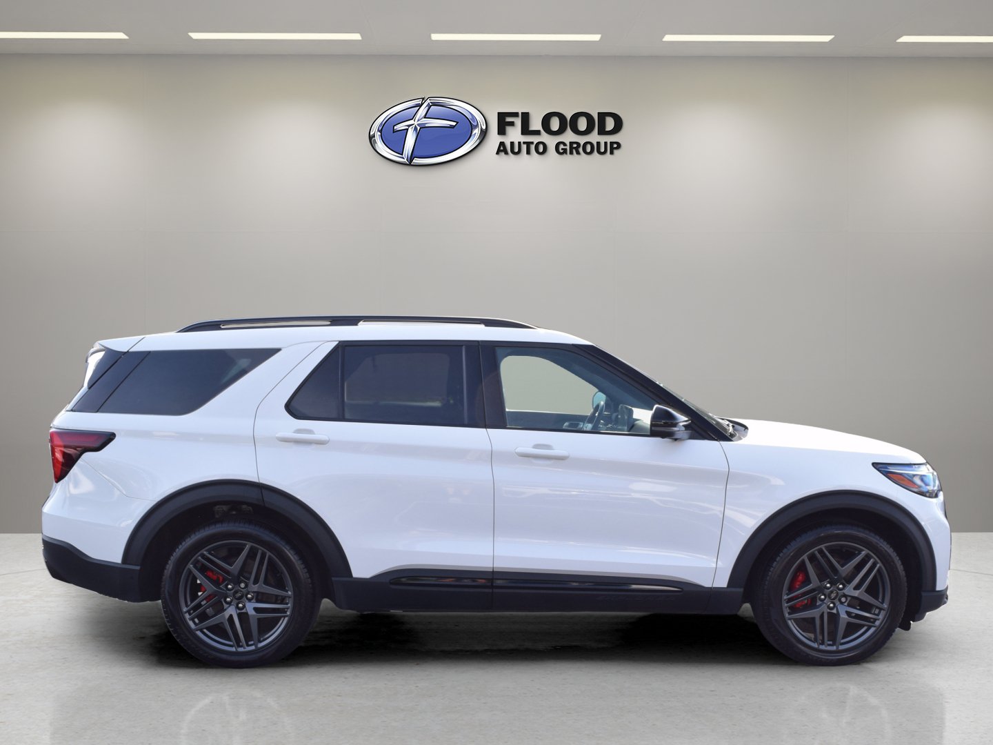 Used 2025 Ford Explorer ST w/ Sun And Sound Package AWD/4WD image 3