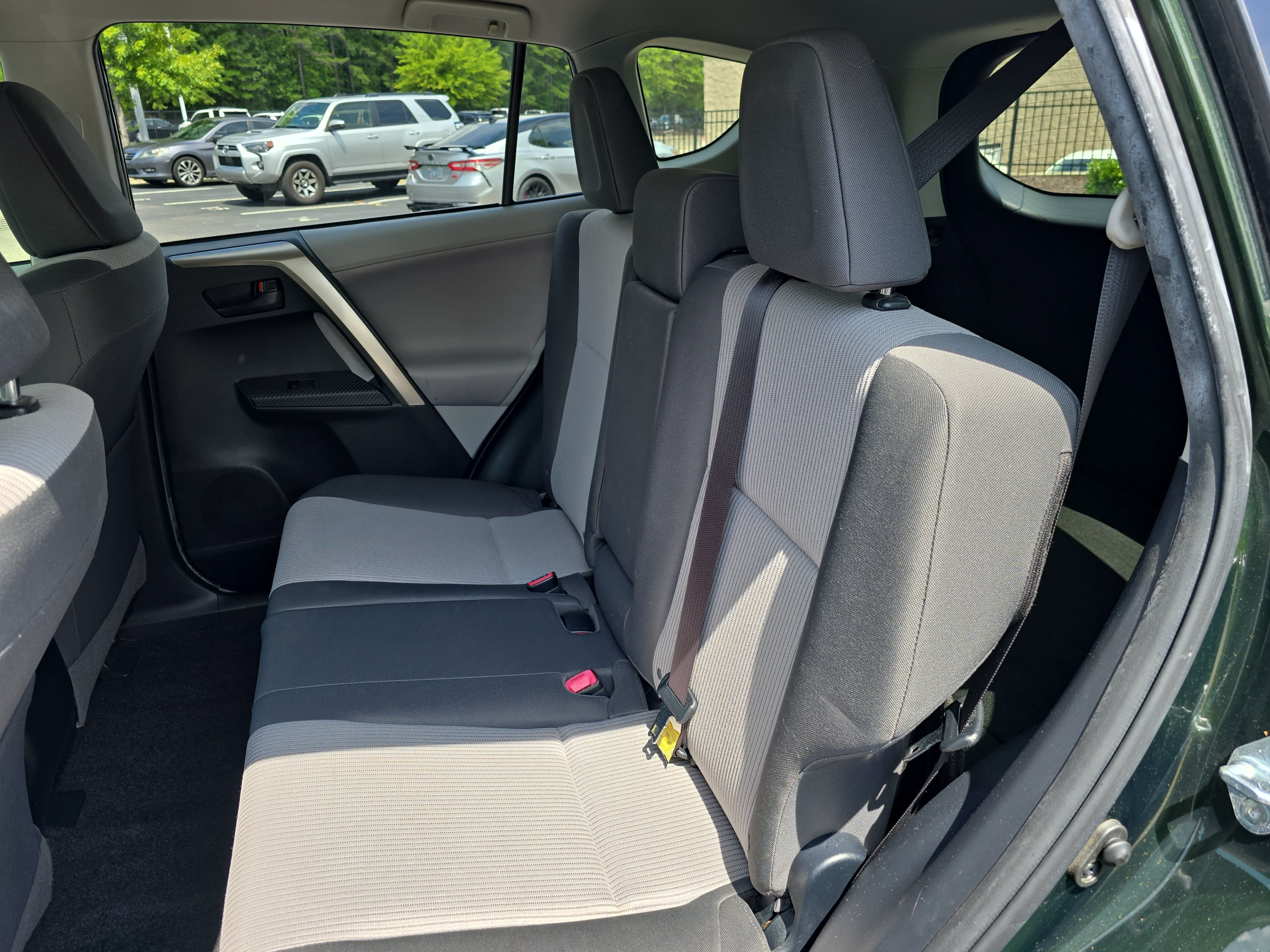 Used 2013 Toyota RAV4 LE FWD image 14
