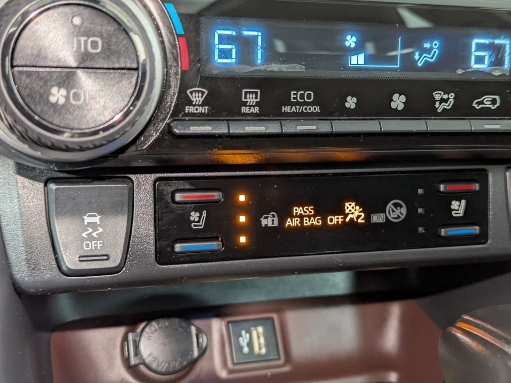 Used 2024 Toyota RAV4 Limited w/ Advanced Technology Package image 23