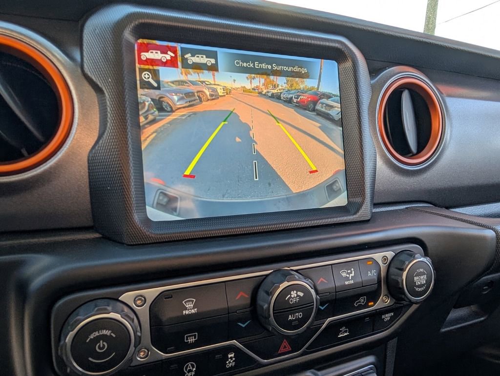 Used 2022 Jeep Gladiator Mojave w/ Trailer Tow Package image 21