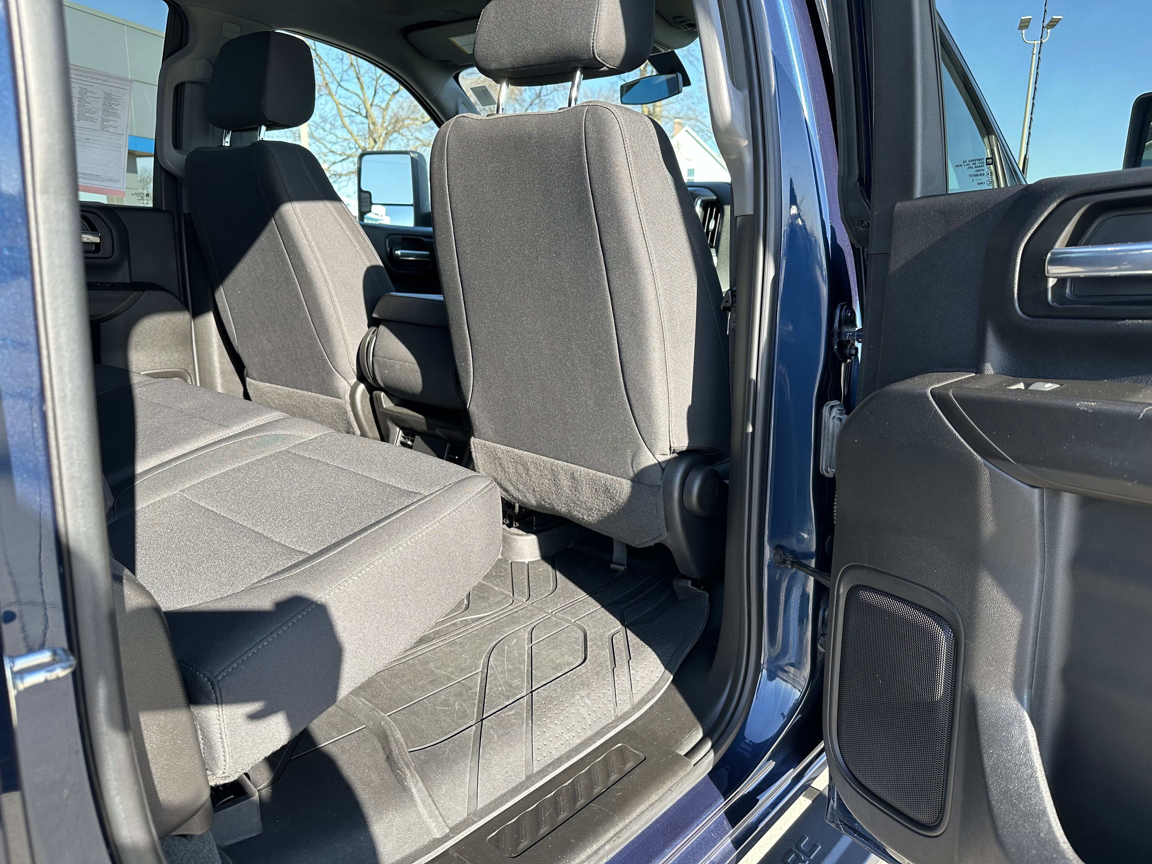 Used 2022 Chevrolet Silverado 2500 Custom w/ Custom Convenience Package image 37