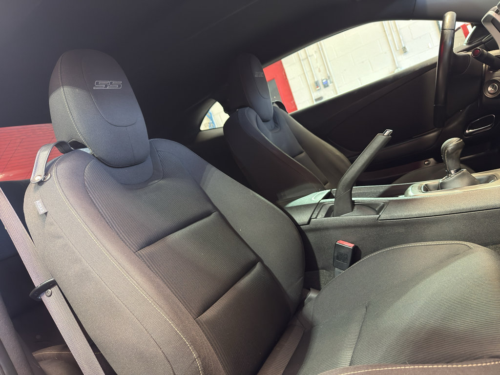 Used 2015 Chevrolet Camaro SS w/ Rear Vision Package RWD image 23