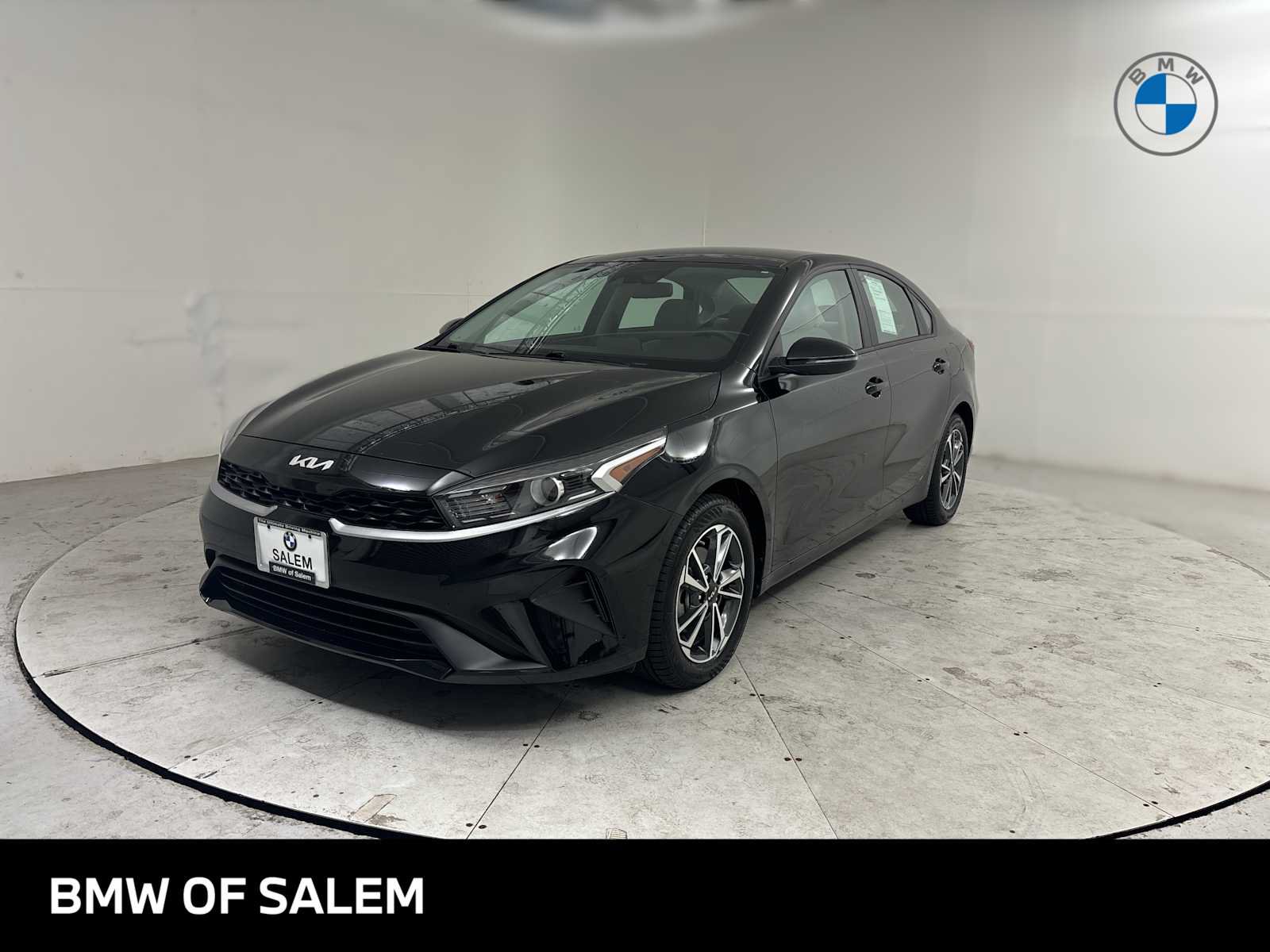 Used 2023 Kia Forte LXS w/ LXS Technology Package FWD image 1
