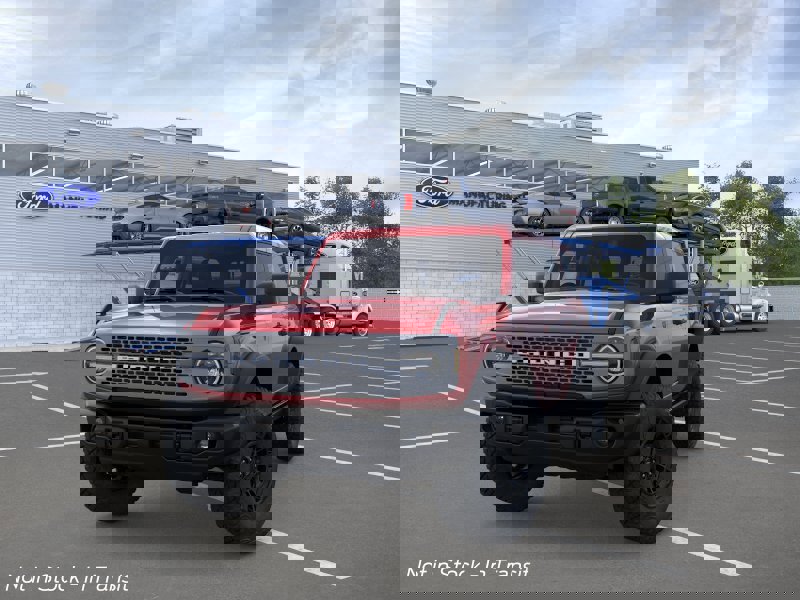 New 2026 Ford Bronco Badlands image 3