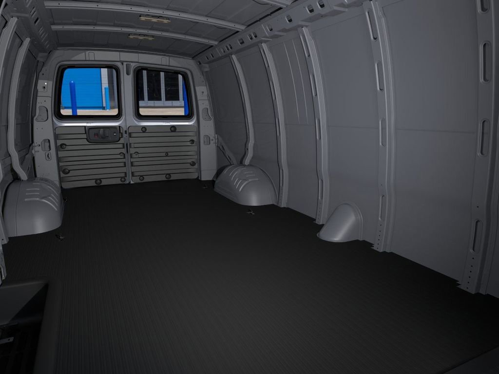 New 2026 Chevrolet Express 3500 Extended RWD image 18