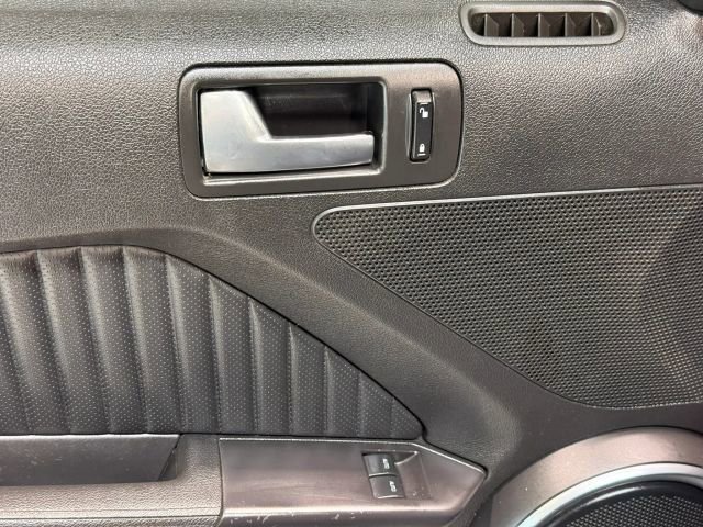 Used 2013 Ford Mustang Shelby GT500 image 11