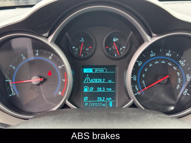Used 2014 Chevrolet Cruze LS FWD image 31