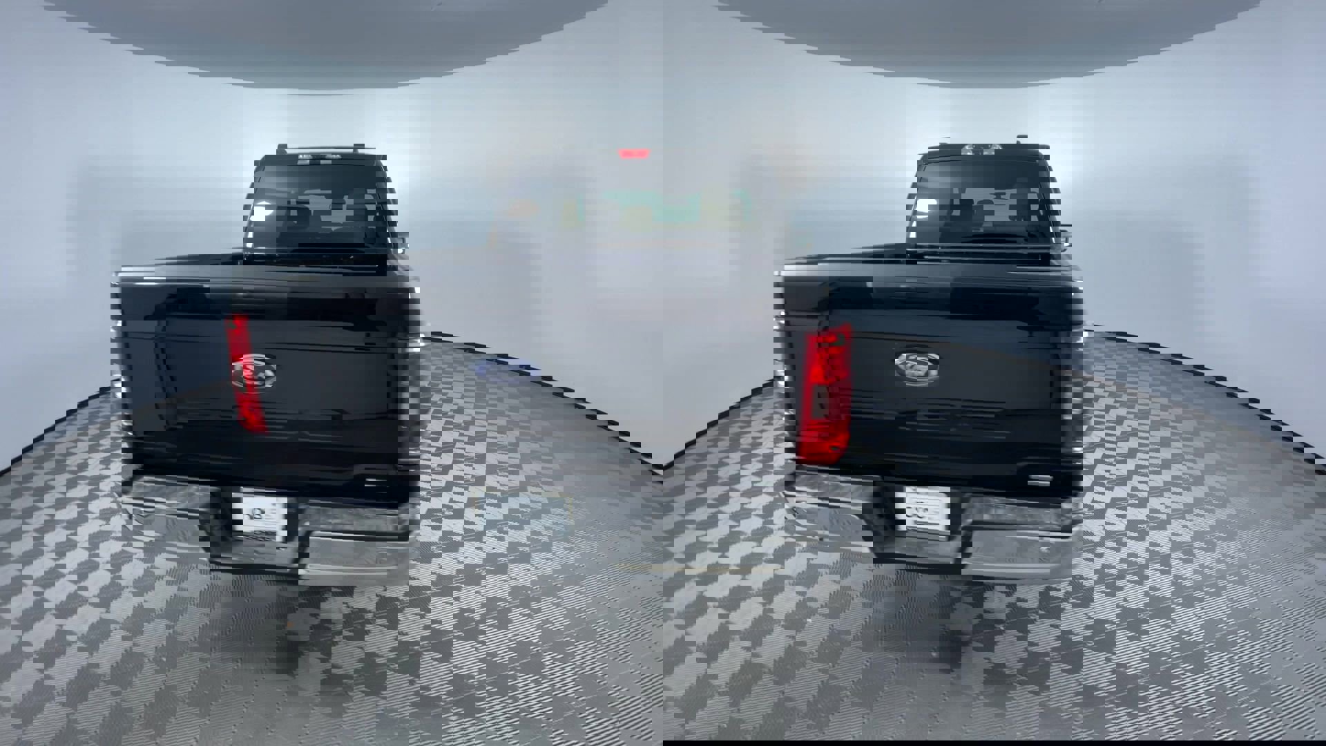 Used 2023 Ford F150 XLT image 8