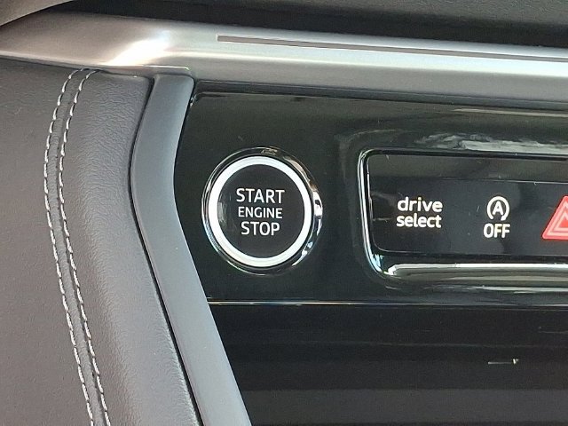 Used 2025 Audi Q5 Premium Plus AWD/4WD image 19